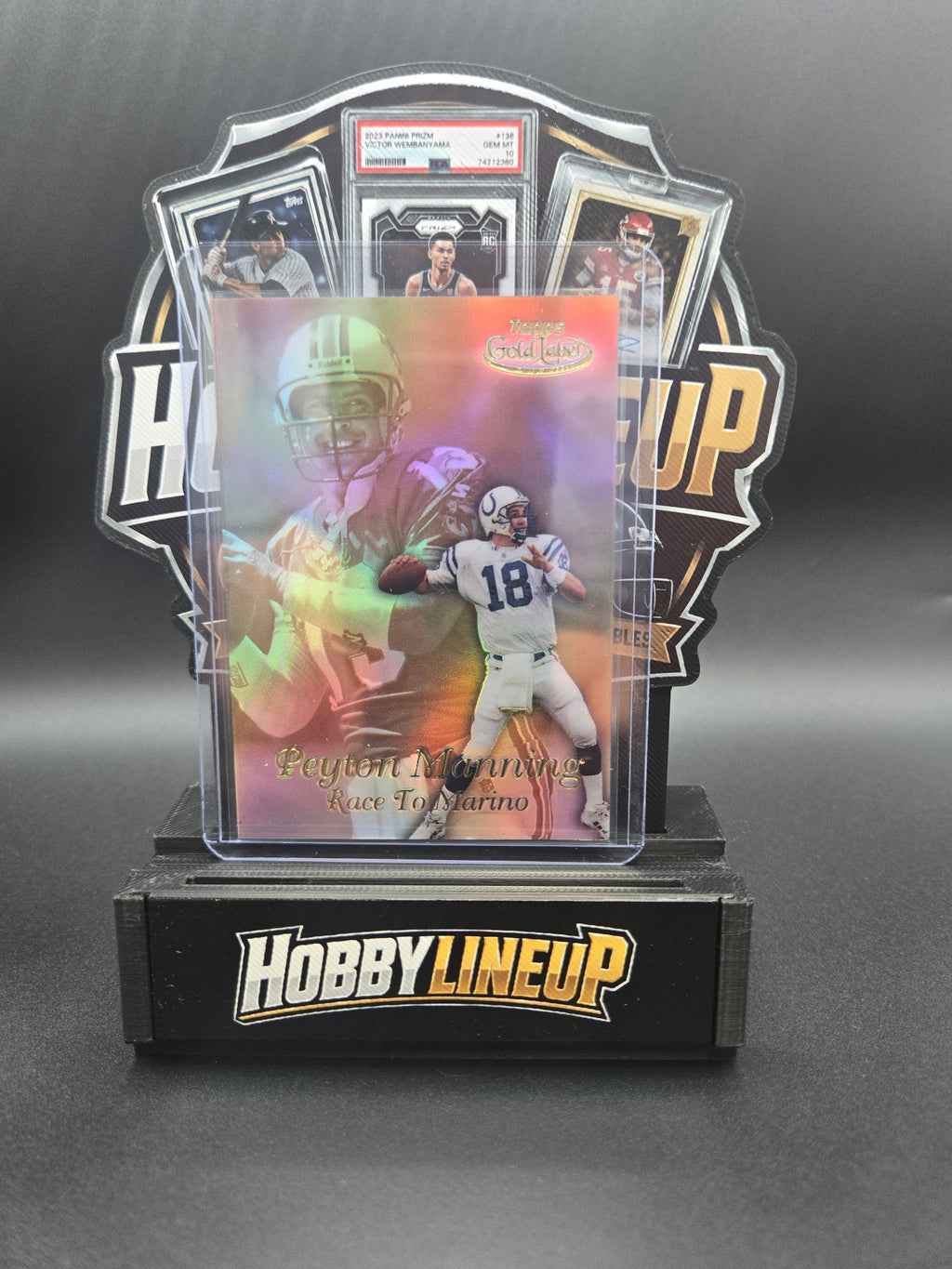 1999 Topps Gold Label #R2 Peyton Manning Race to Marino Hologram Card